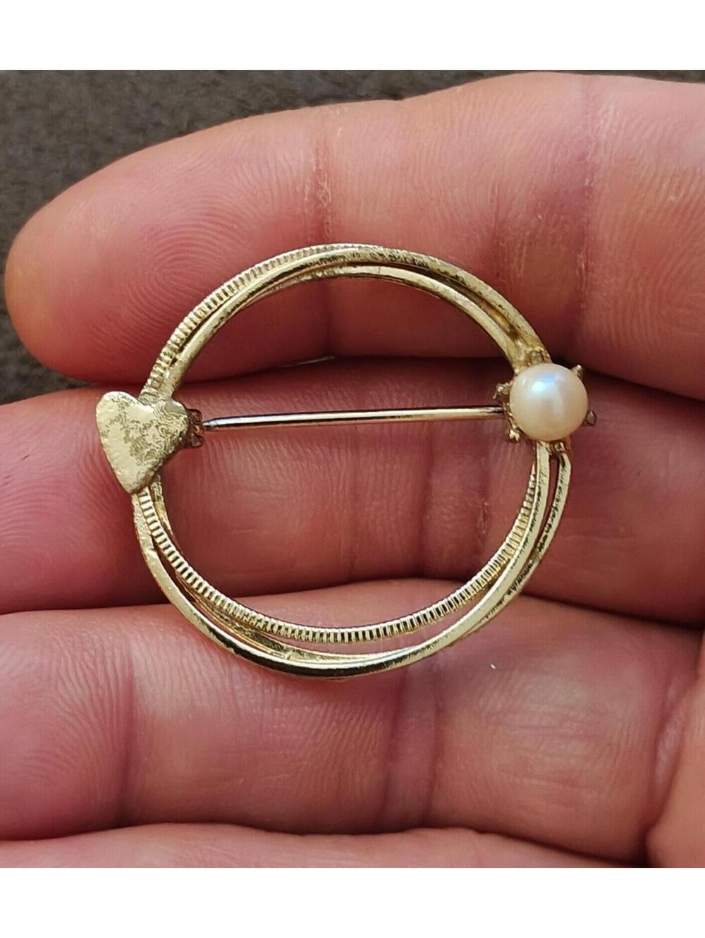 1950s/60s Gold Tone Eternity Circle Brooch